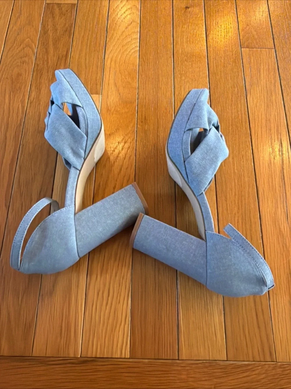 New Loft Tie Knot Blue Denim Platform Heels Shoes Size 7.5 casual, career, club